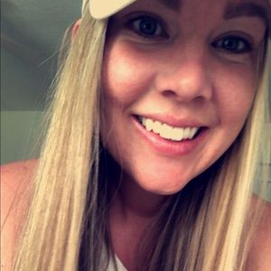 Meet your Posher, Lo